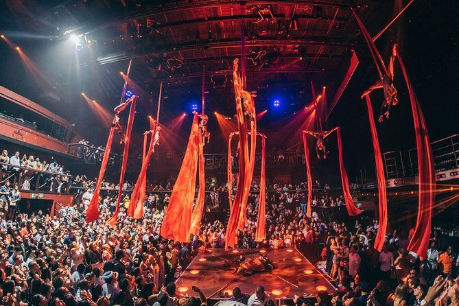 Skip the line: Cancun Coco Bongo Gold Member Entrance Ticket - The Realities of the VIP Experience