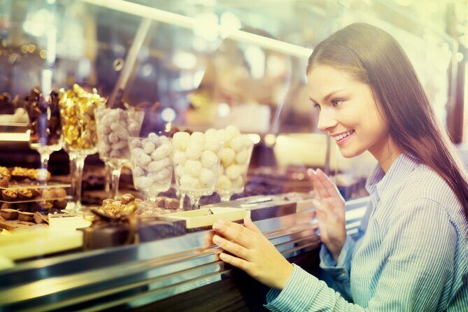 Skip-the-Line Chocolate Museum & Old Town Guided Tour - How the Tour Runs, and What It Means for You