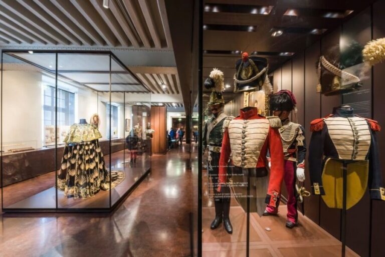 Skip-the-line Les Invalides Guided Tour Semi Private 8ppl - What Real Travelers Say