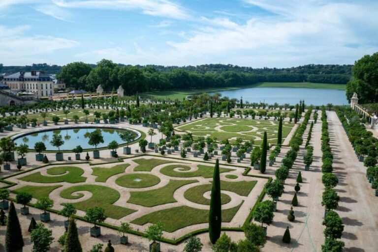 Skip-the-Line Versailles Palace & Garden Tour with Transport - The Itinerary in Detail
