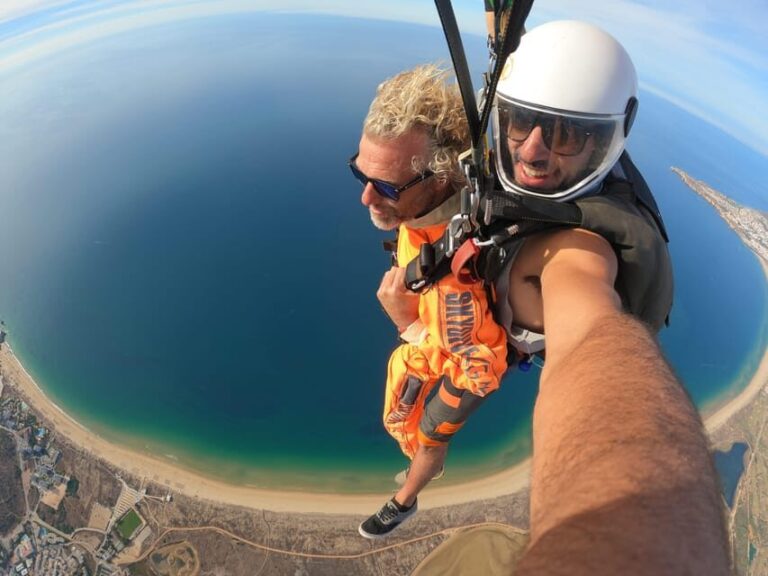 Skydive Algarve: Tandem Skydiving 10.000ft (up to 15.000ft) - Frequently Asked Questions