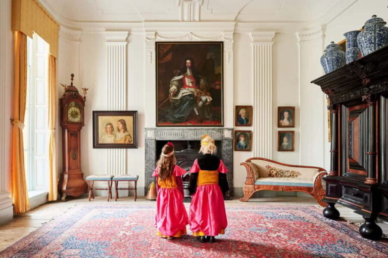 Slochteren: Fraeylemaborg Entry Ticket Museum and Park - Who Is This Tour Best For?