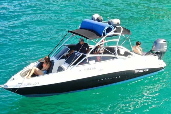 Small boat rental in cabo - Yamaha 28ft. - A Deep Dive into the Cabo Speedboat Tour Experience