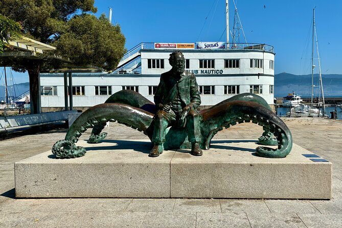Small Group Historic Walking Tour of Vigo - How the Tour Works