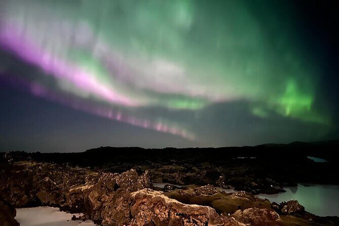 Small group Hunting for the Northern Lights in Reykjavík engrus - Transportation and comfort