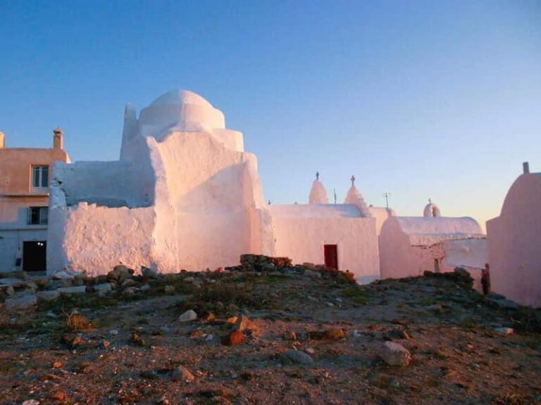 Small Group Mykonos Island Tour and Chora Walking Tour - Who Is This Tour Best For?