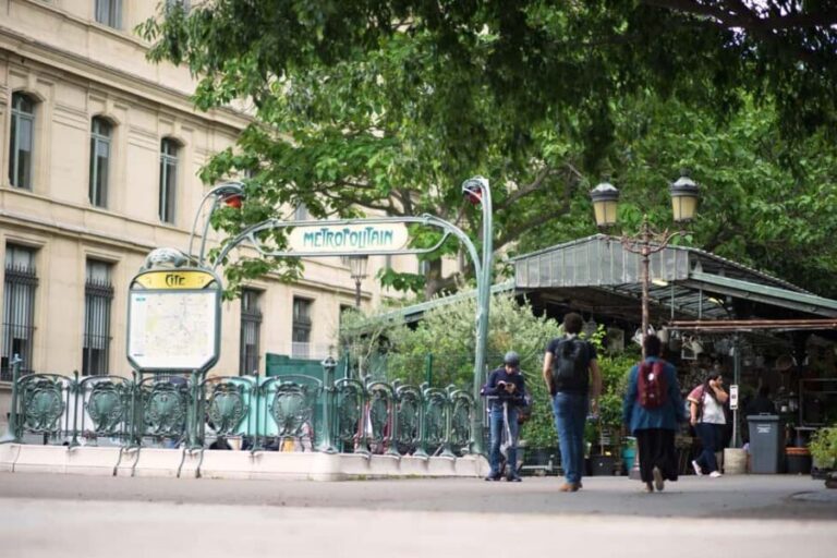 Small group tour of Paris: Ile de la Cité & Ile Saint-Louis - What Makes This Tour Stand Out?