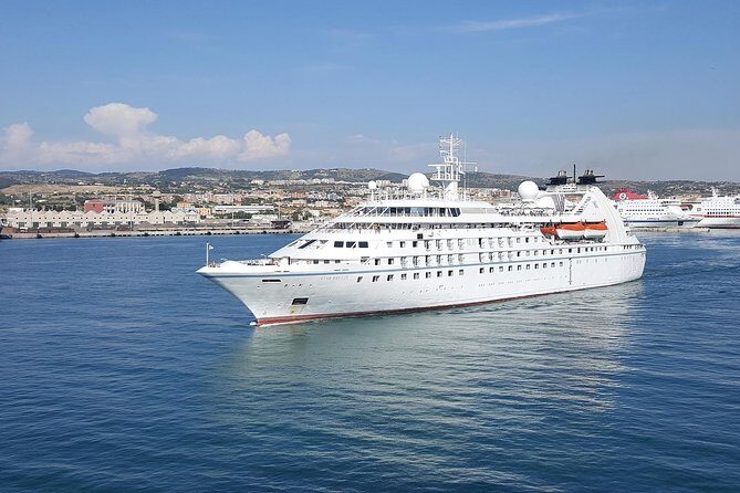 Small-Group Transfer: from London or Heathrow Hotels to Southampton Cruise Port - Who Should Consider This Transfer?