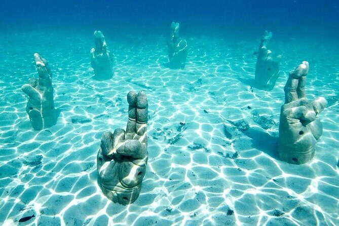 Snorkeling Experience in Cancun - Hands Underwater Museum - The Guide and Group Size