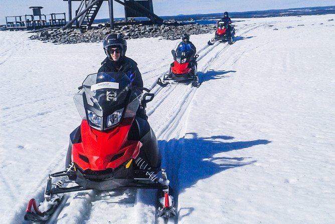 Snowmobile Safari in the Nature - The Experience’s Pros and Cons