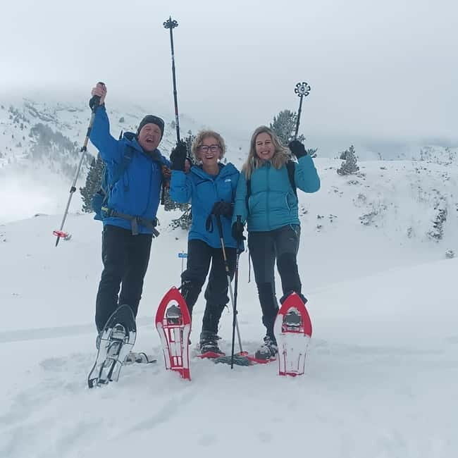 SNOWSHOES - What to Expect from This Snowshoe Tour