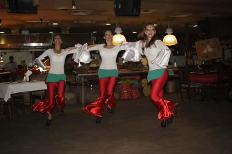 Sofia by Night: Panoramic City Tour and Folklore Dinner