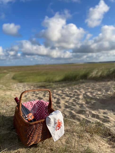 Somme Bay: Wine Tasting at Home with Hélène, Sommelier - Deep Dive Into the Itinerary