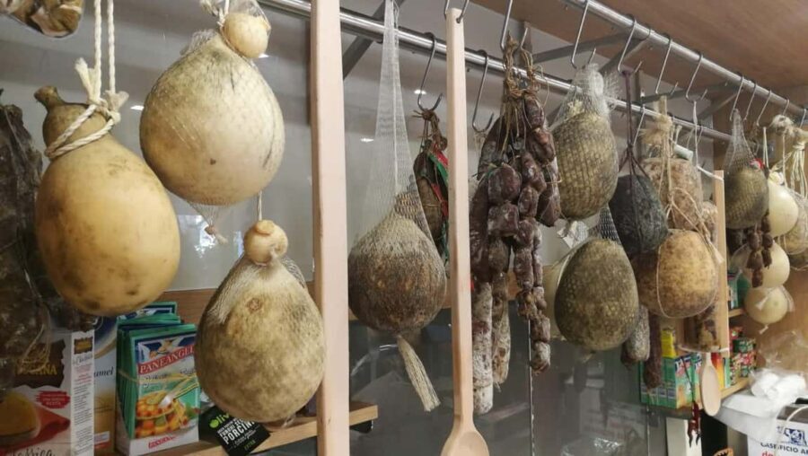 Sorrento: Food and Walking Tour with Cheese, Oil and Lemon - Exploring the Details of the Tour