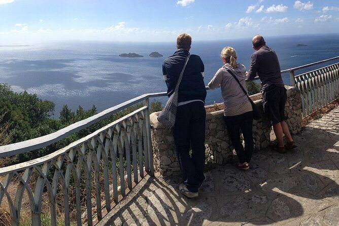 Sorrento/Positano: Private Amalfi Coast Tour by Vintage Fiat 600 - Exploring Positano and Amalfi