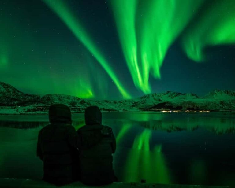 Sortland: Small Group Northern Lights Chase by Car - Why This Tour Works Well
