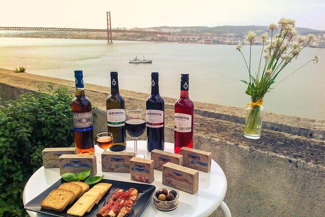 South of Lisbon Private Tour - Cacilhas - Almada - Costa da Caparica - How the Tour Works and What to Expect