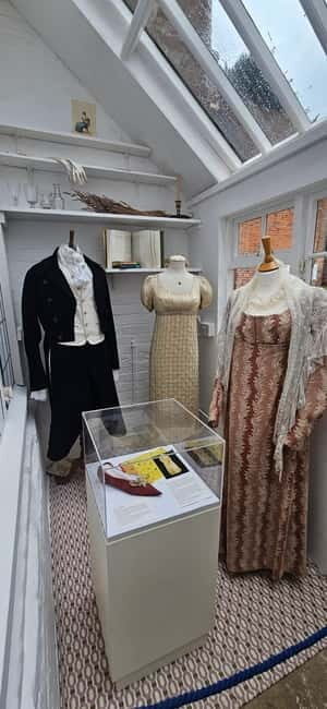 Southampton: Jane Austen's Birthplace & Winchester Day Tour - Chawton: The Heart of Austen’s Creativity