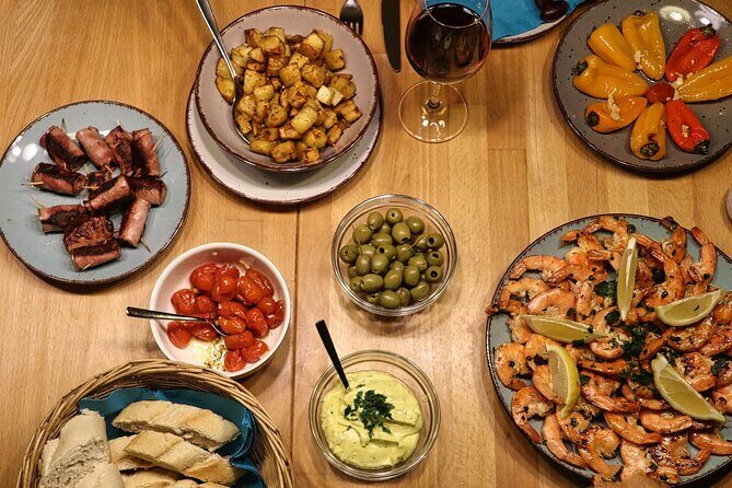 Spanish Cooking Class Palma meals+drinks 7 dishes Full meals - Frequently Asked Questions