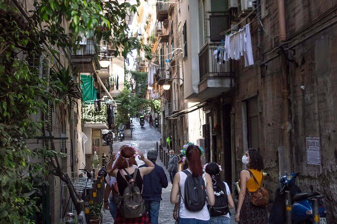 Spanish Quarter of Neaples StreetArt & Traditions, with coffee and babà - The Experience’s Value