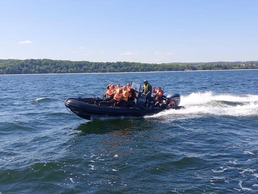 Speed boat at the end of the pier in Sopot. Speed 90 km/h - Real Feedback from Participants