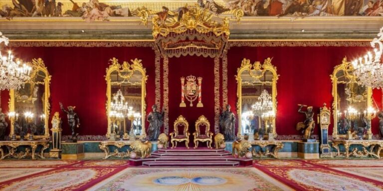 Splendor: Royal Palace Tour - The Itinerary in Detail