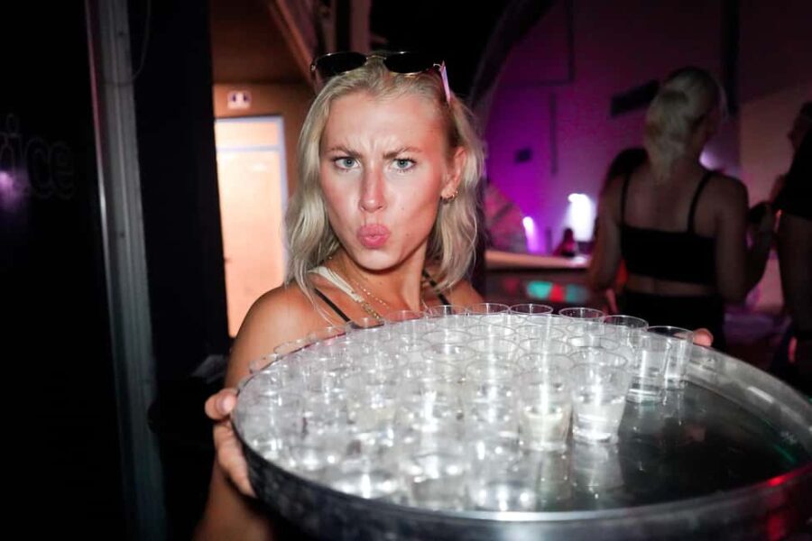 Split: Boat Crawl with Nightclub Access, Shots, & Boat Party - Navigating the Details: The Experience Day