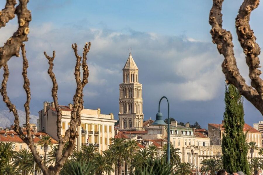Split: Guided Small Group Morning Walking Tour in Split - Highlights of the Itinerary