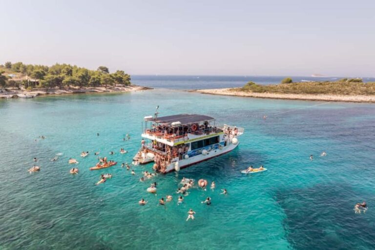 Split: Hvar, Bra, and Pakleni Cruise with Lunch and Drinks - Food and Drinks: A Highlight for Many