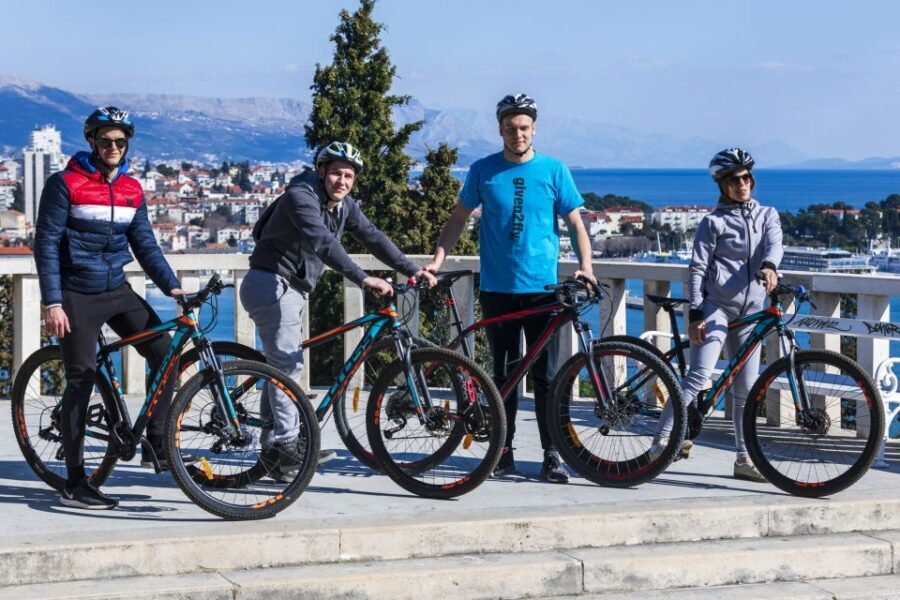 Split: Old Town and Marjan Park Bike Tour - Capturing Breathtaking Views