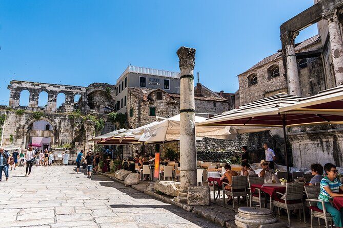 Split to Dubrovnik Private Transfer with Stop in Ston - The Journey Begins: Comfort and Convenience