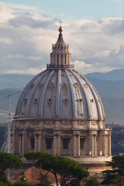 St. Peters Basilica Guided Tour with Optional Dome Climb - The Value for Your Money