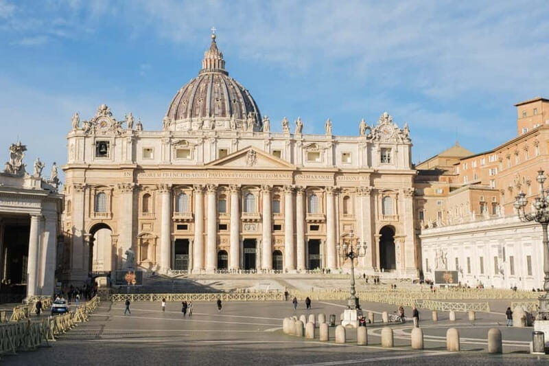 St. Peters Basilica Reserved Entrance and Audioguide - The Experience Inside