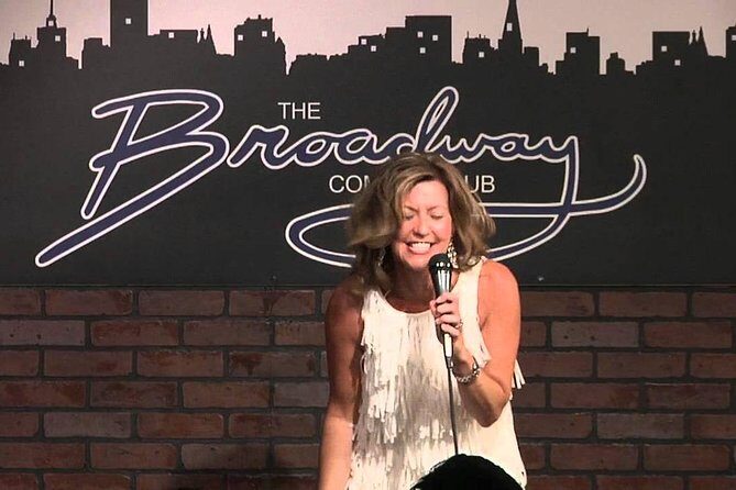 Stand Up Comedy LIVE in Times Square At Broadway Comedy Club - The Realities of the Experience