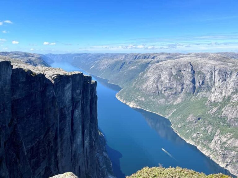 Stavanger: Kjerag Hike with Guide and Transportation - What’s Included and What You Should Expect
