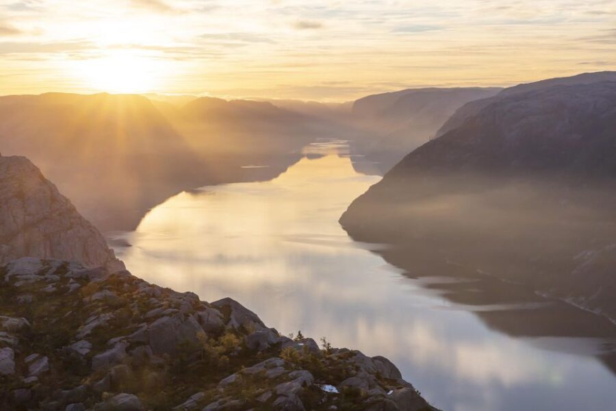 Stavanger: Preikestolen Sunrise Hike + Breakfast Buffet - Why You’ll Love This Sunrise Hike