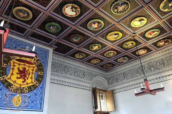 Stirling Castle and Loch Lomond Full-Day Private Tour in a Premium Minivan - What Travelers Say and Why It Matters