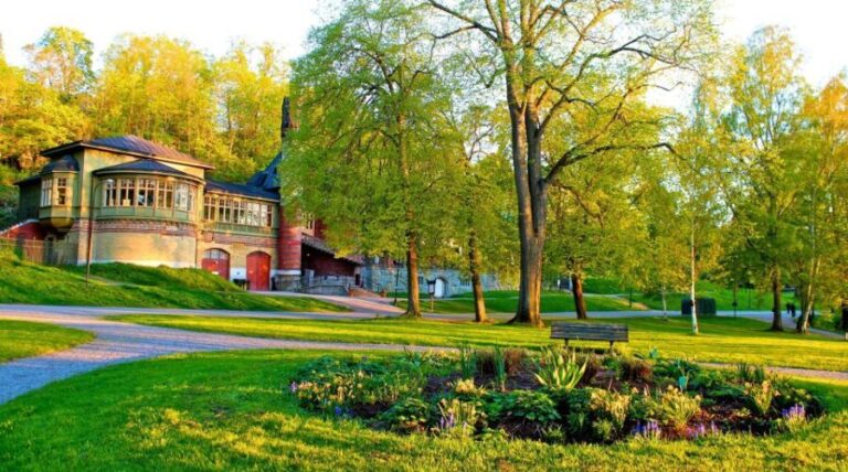 Stockholm: 2-Hour Djurgården Sightseeing Tour - Who Will Love This Tour?