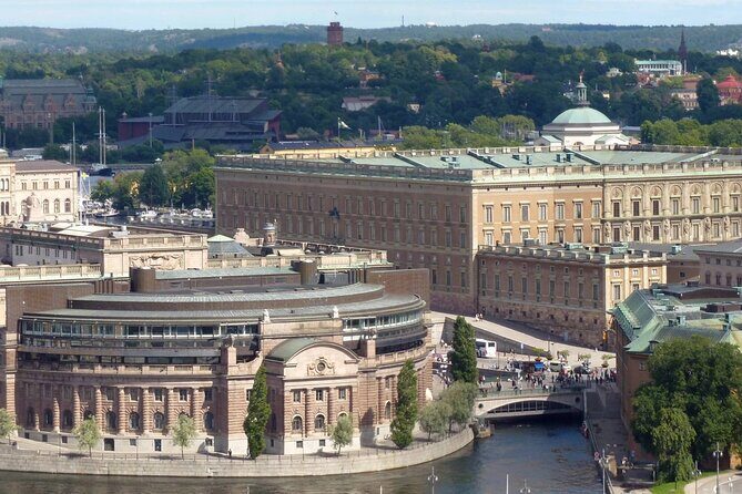 Stockholm Self-Guided Murder Mystery Tour by the Parliament - Who Will Enjoy This Tour?