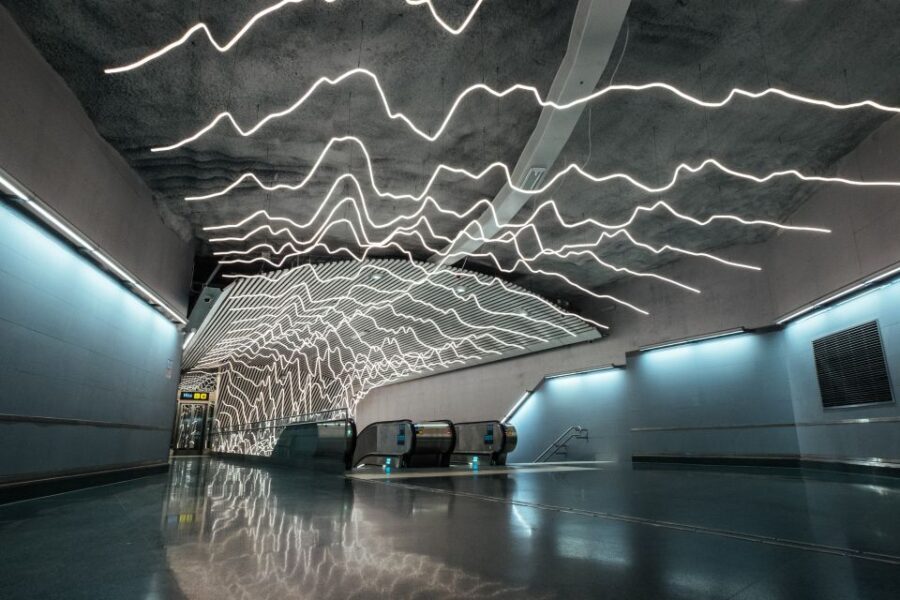 Stockholm: Underground Metro Art Ride with a Local Guide - Who Should Book This Tour?