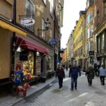 Stockholm Walking Food Tour With Small Group - The Experience and Guides