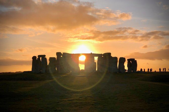 Stonehenge Special Access Guided Morning Tour from London - Who Should Consider This Tour?