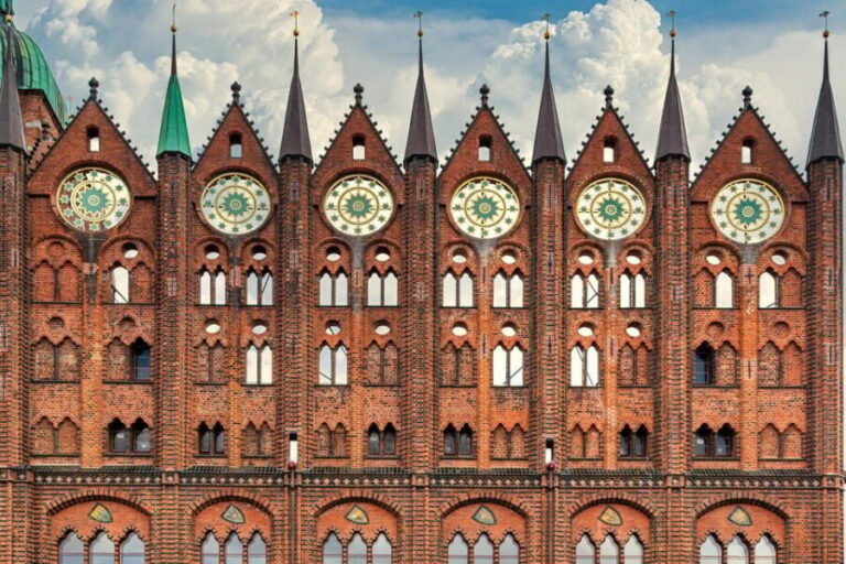 Stralsund Private Guided Walking Tour - Practical Details and Value
