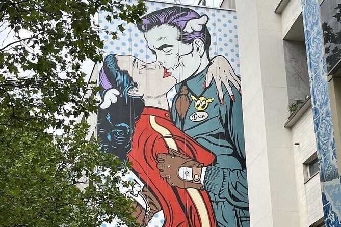 Street Art tour of the most beautiful frescoes in Paris! - What Could Be Better?