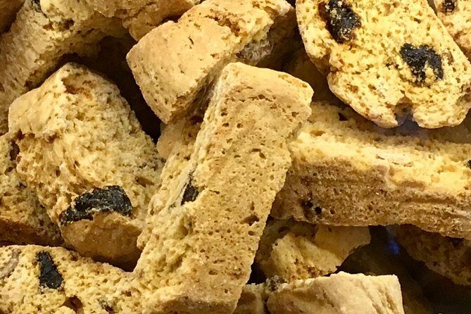 Street Food Tour of Lecce & City Sightseeing with Local Guide - The Food Tasting Experience: Authentic and Satisfying