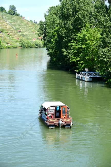 Stuttgart: Exclusive Raft Boat Rental - The Food and Drink Experience