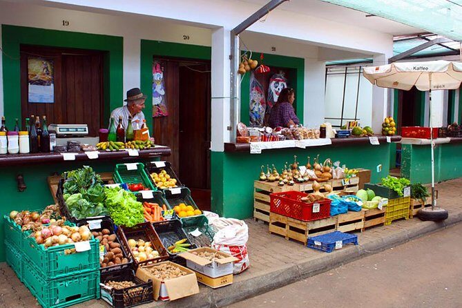 Sunday Market and Gardens Tour - What’s Included and What’s Not