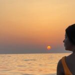 Sunrise in a Stand-up Paddle with Breakfast on board - Is It Worth the Price?