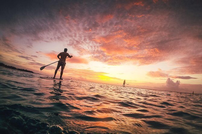 Sunrise paddleboard group session Caribbean Sea. Foto's included! - Why You Might Love This Experience