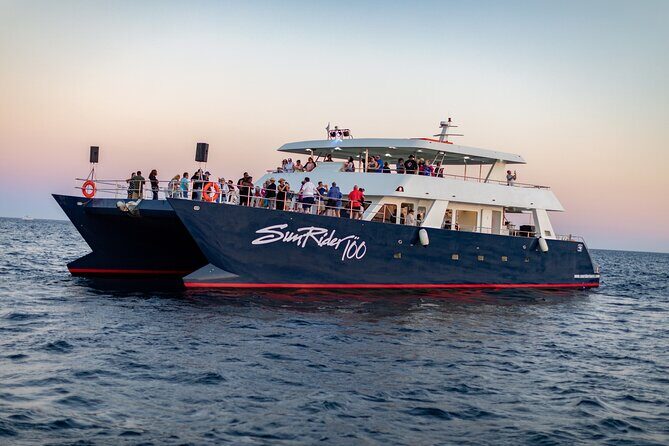 Sunset Dinner Cruise in Cabo San Lucas - The Landmarks and Scenic Stops